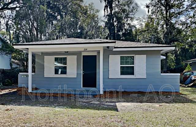 224 W 40th St - 224 West 40th Street, Jacksonville, FL 32206