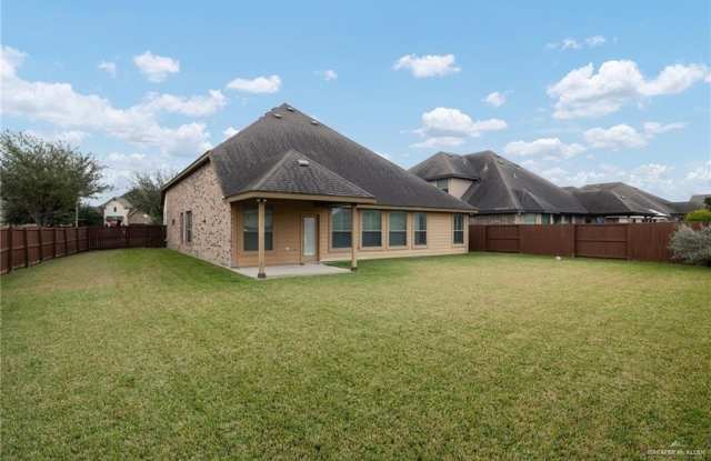 3814 Santa Maria Street