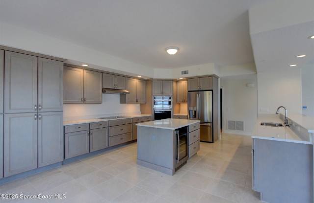 1465 S Harbor City Boulevard unit: 204