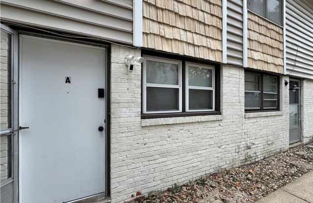 FOR RENT - BEACH LIVING!