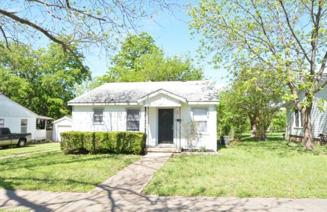 1810 S 7th St - 1810 South 7th Street, Temple, TX 76504