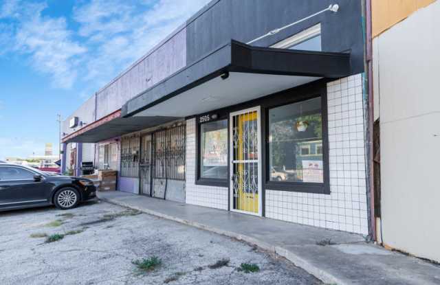 2505 South Presa Street