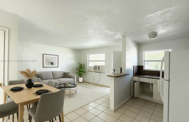 Photo of 855 W 29th St