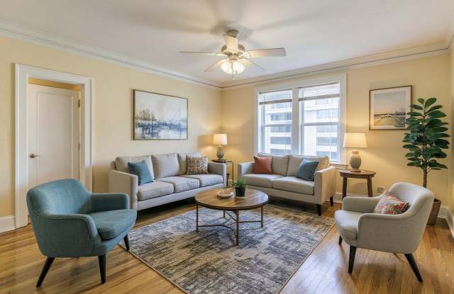 Photo of 4616 Lindell Blvd. (Carleton Apt)