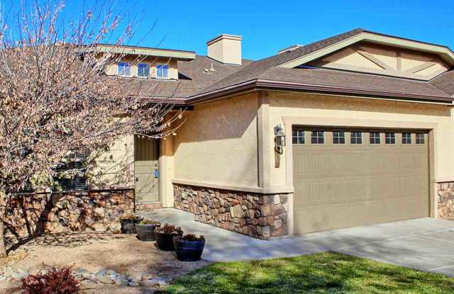 358 Cliff View Dr - 358 Cliff View Drive, Grand Junction, CO 81507