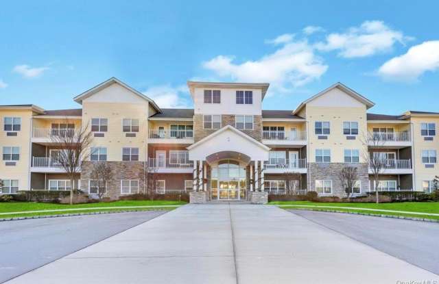 3 Meadows Lane unit: 5