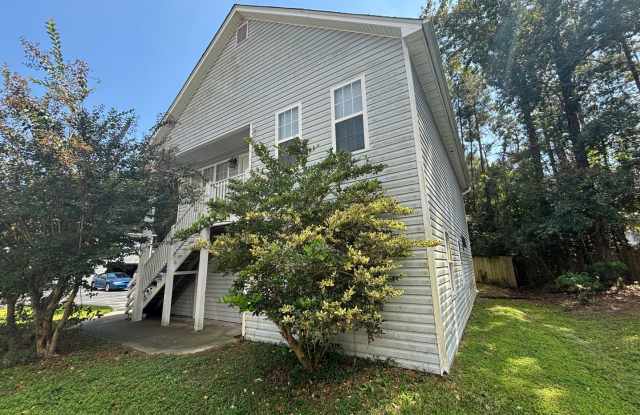 Photo of 3 Bed 3 Bath Garage Apartment Home
