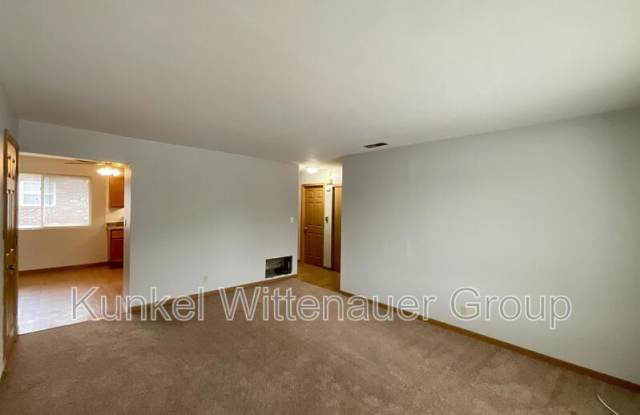 1705-H Jamestown Road