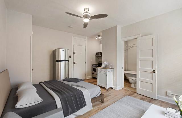 1671 Washington