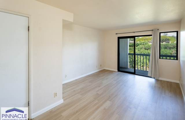 98-640 Moanalua Lp. #2023