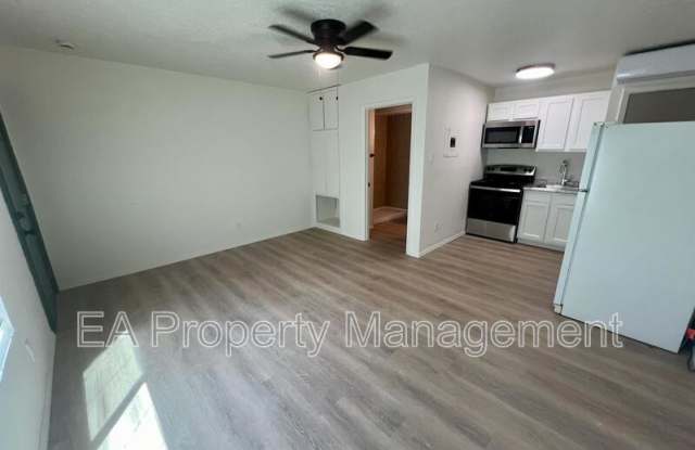 1320 Martin Luther King Jr Ave NE