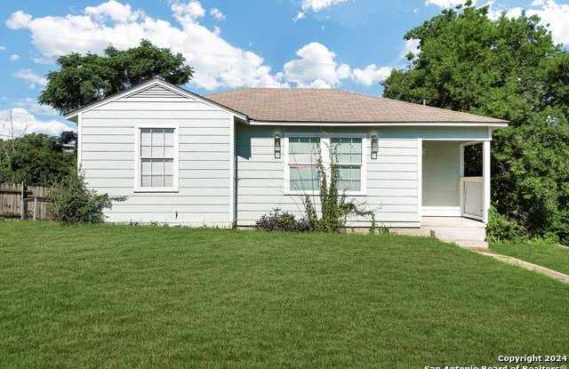 Photo of 419 ROBESON AVE