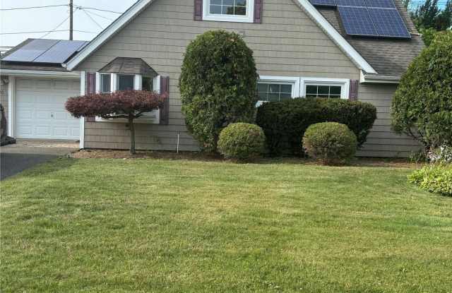 40 Walnut Lane