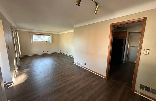 23937 HOLLANDER Street