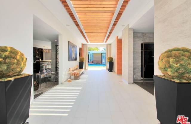 Photo of 3054 Elvido Dr