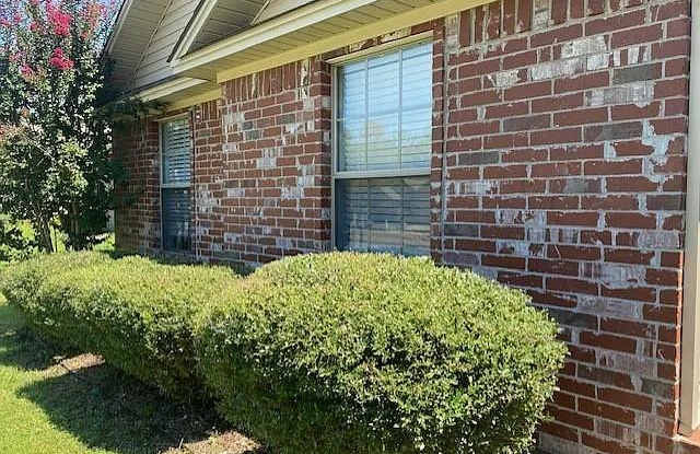 13908 Magnolia Glen Dr