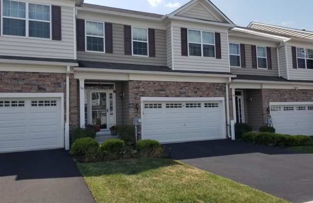 147 FAIRFIELD CIRCLE - 147 Fairfield Cir N, Montgomery County, PA 19468