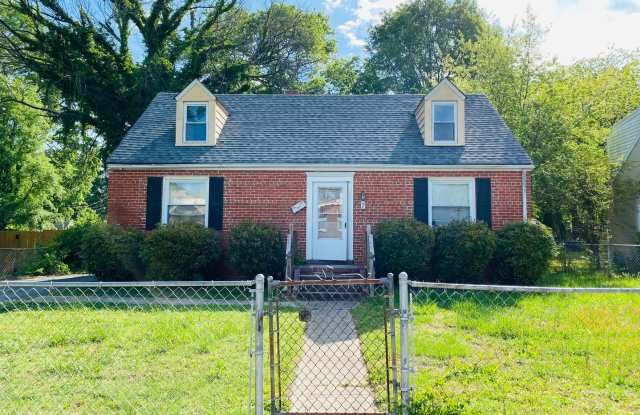 Photo of Adorable 3bdrm/1.5bth Cape-Cod Located in Richmond's Southside!! **NEWLY RENOVATED**