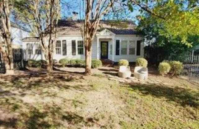 816 Charles Place