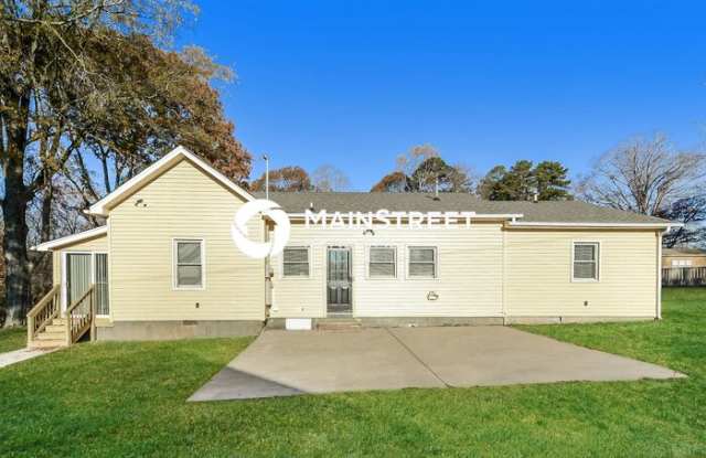 Photo of 320 West Steele Street