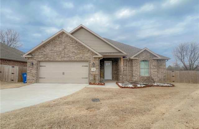 Photo of 1825 Woodhause  CIR