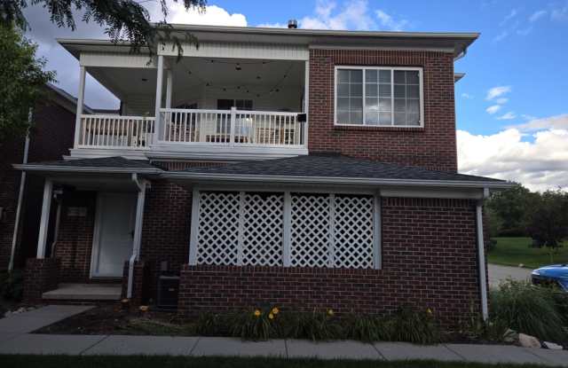 6725 Boulder Pointe Drive - 1