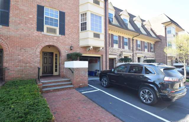 206-14 Emily Road