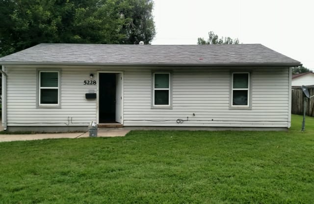 5228 S Ash St - 5228 South Ash Street, Wichita, KS 67216