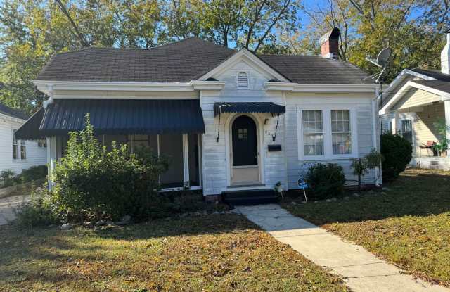 Remodeled 2 Bedroom House
