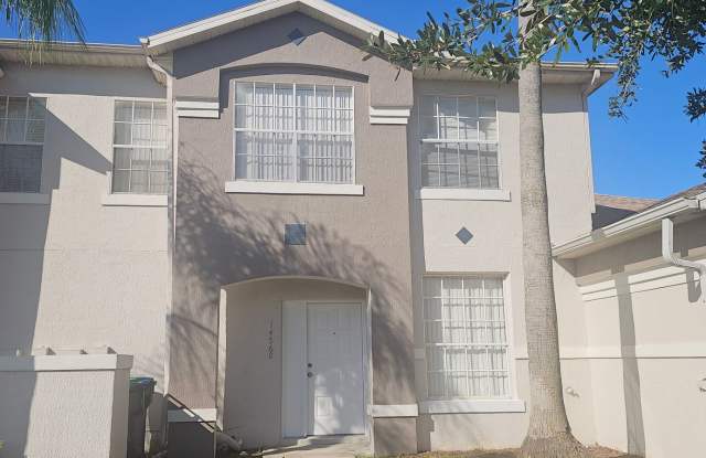 3 BEDROOM / 2 BATH - 2 STORY TOWNHOUSE (SOUTH ORLANDO) NEAR AIRPORT