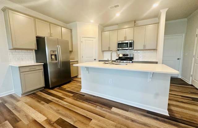 Photo of Room in 3 Bedroom Home at Kasota Ln