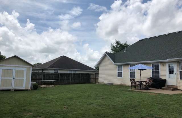 Republic Schools - Gorgeous 4 Bed 2 Bath 2 Car Garage For Rent