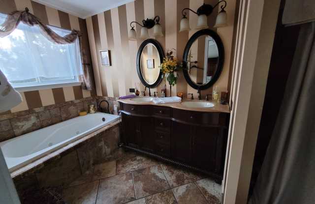 2075 College Green Drive