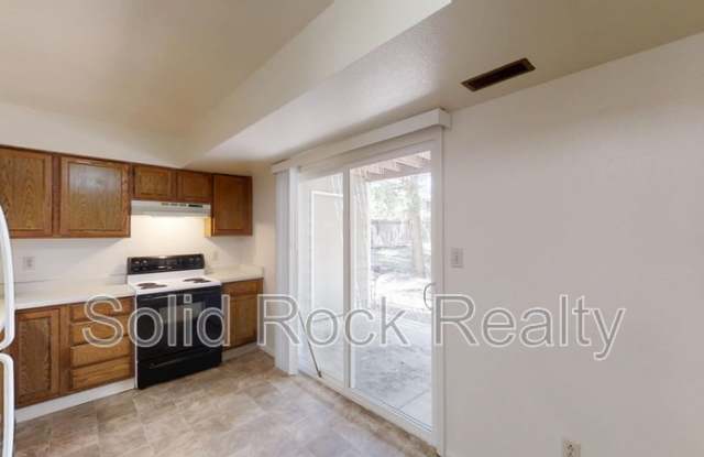 445 West Van Buren Street