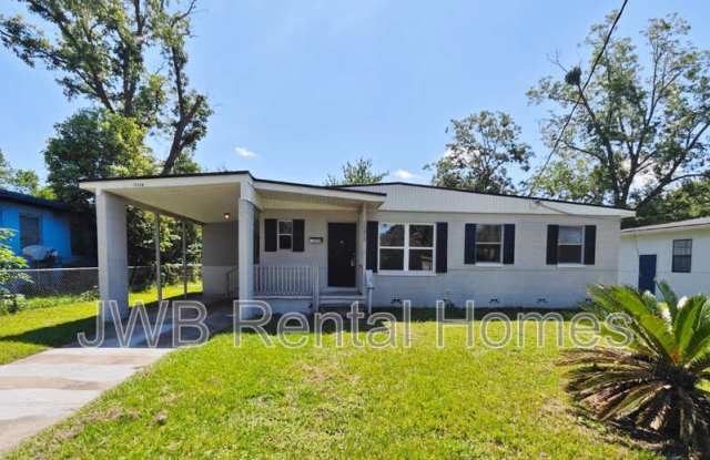 Photo of 10309 Swarthmore Dr