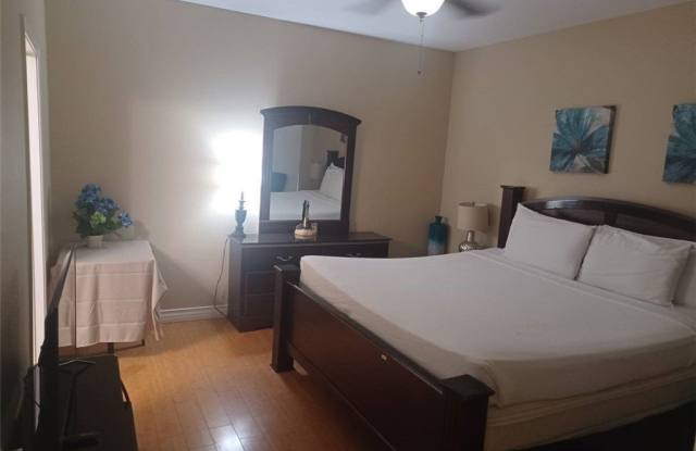 15217 Windward Drive unit: 302