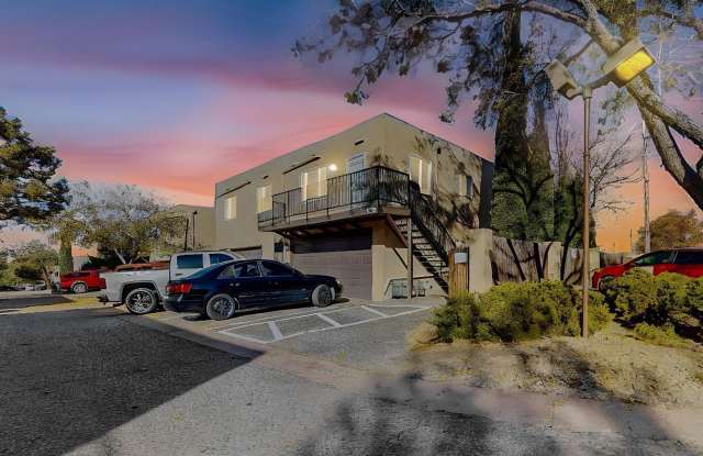 NE Heights - Large 2 Bedroom Apartment with Garage