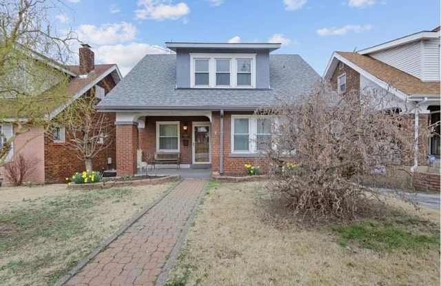 Charming 3 Bed R oom / 1.5 Bath House in Saint Louis