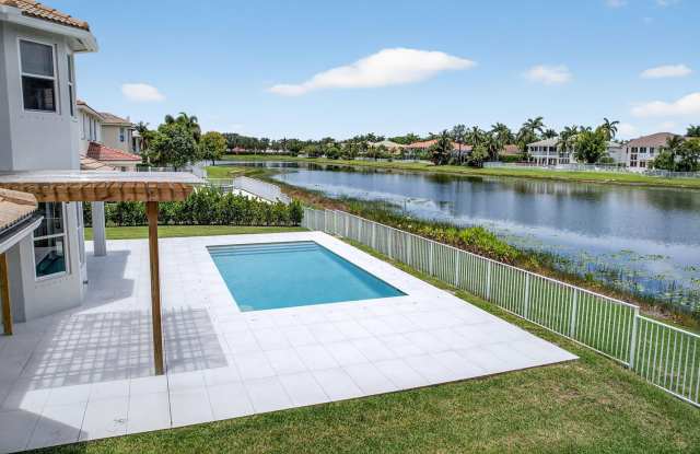 Photo of 11587 Manatee Bay Lane