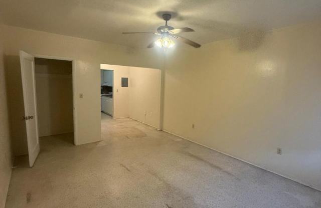 Photo of 2130 Bay Dr