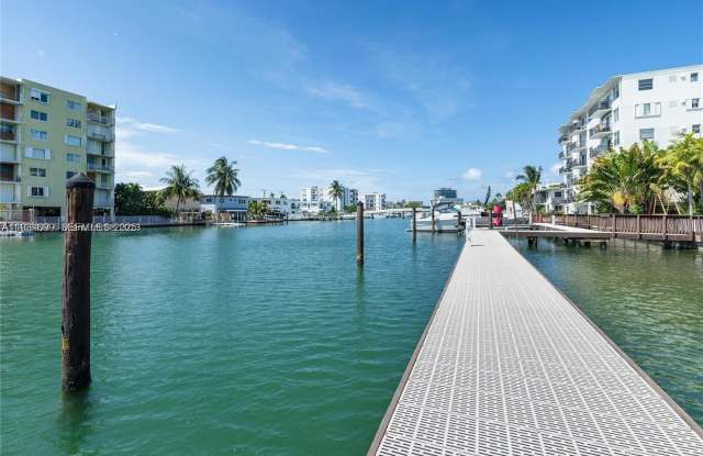 7950 Tatum Waterway Dr