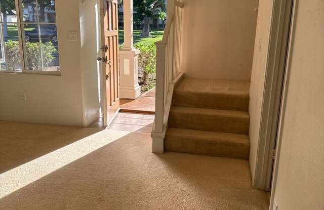 2/2.5/2 Oceanpointe Town Home