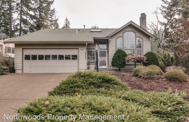 2987 Timberline Drive - 2987 Timberline Drive, Eugene, OR 97405