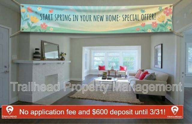 1214 Brush Creek Blvd