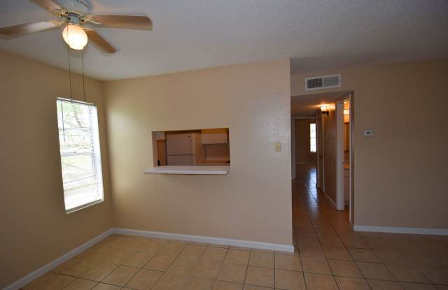 Photo of 2725 Waldron Road