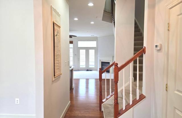 12928 CLARKS CROSSING Drive