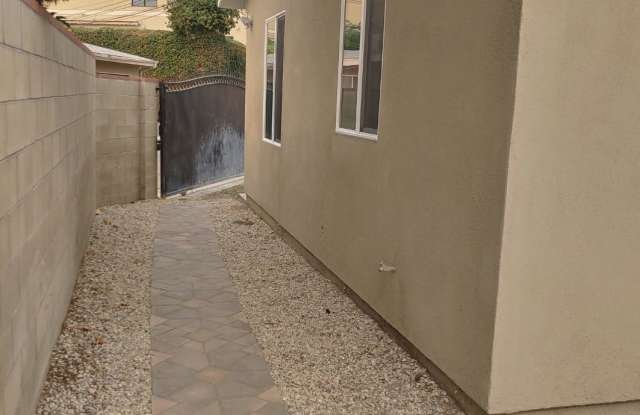 1332 Evergreen Street