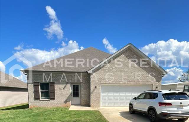 DEPOSIT PENDING! Home for Rent in Weaver AL! Available to View Now!!!