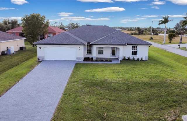 Photo of 3756 NE 13th Place