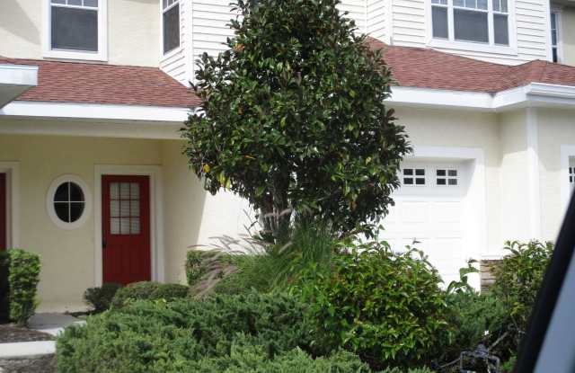 Lakeside Plantation Townhome, North Port